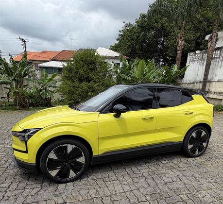 VOLVO EX30 69 KW ELÉTRICO ULTRA